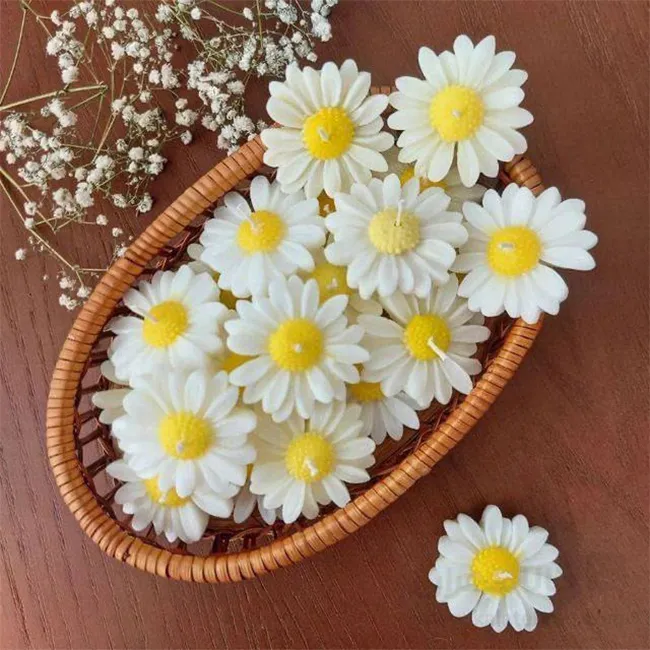 شمع بابونه معطر